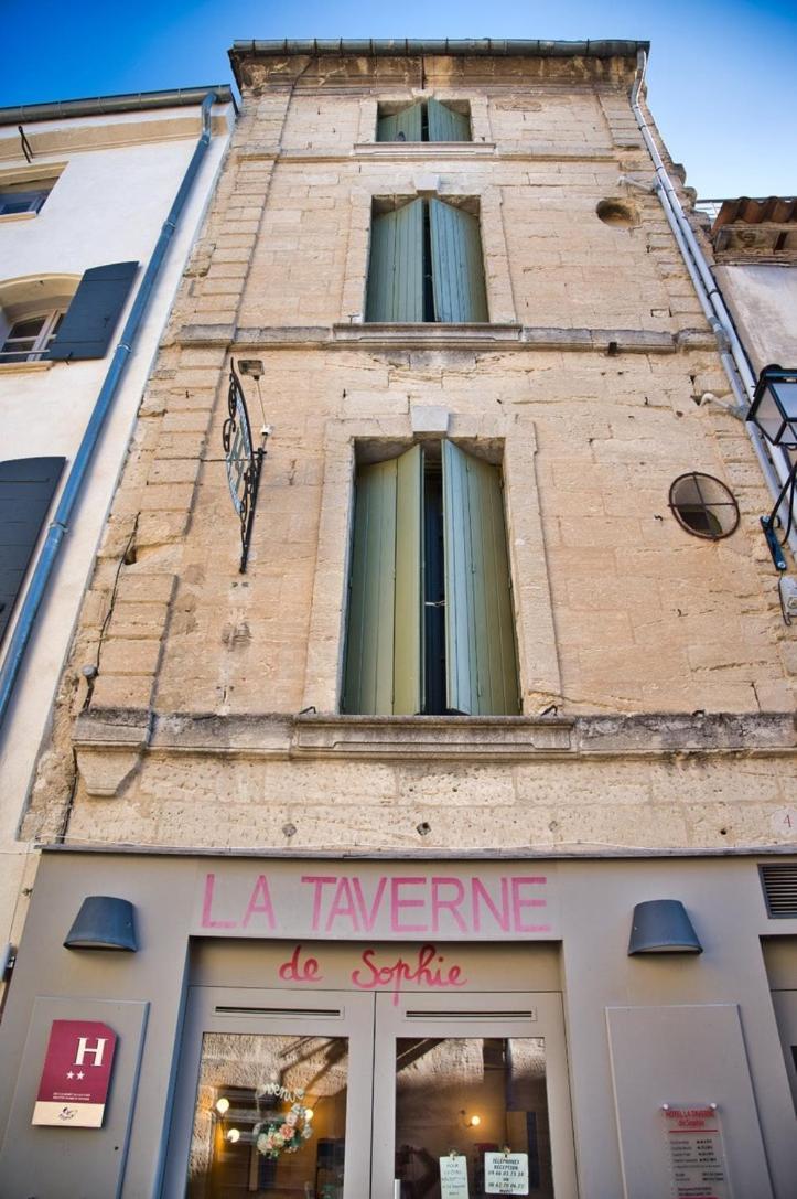 La Taverne Uzes Exterior photo